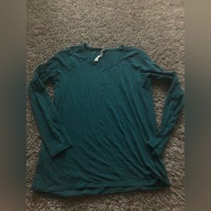 Lululemon emerald long sleeve shirt